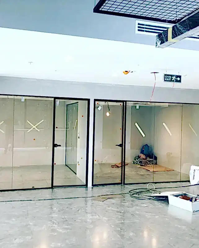 Ekoline Sistem Hoppe Kapılı Cam Bölme