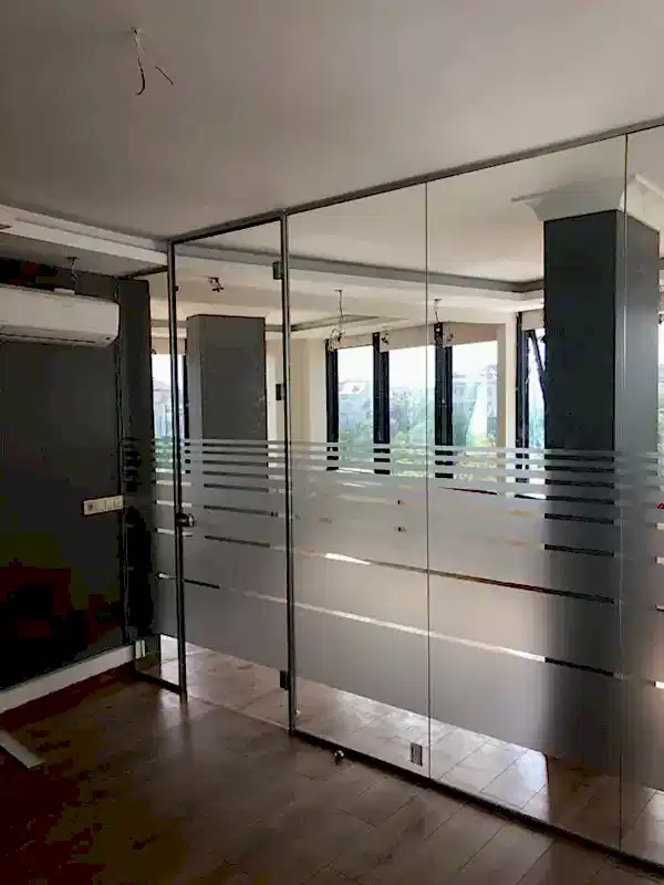 Proline Sistem Hoppe Kapılı Cam Bölme