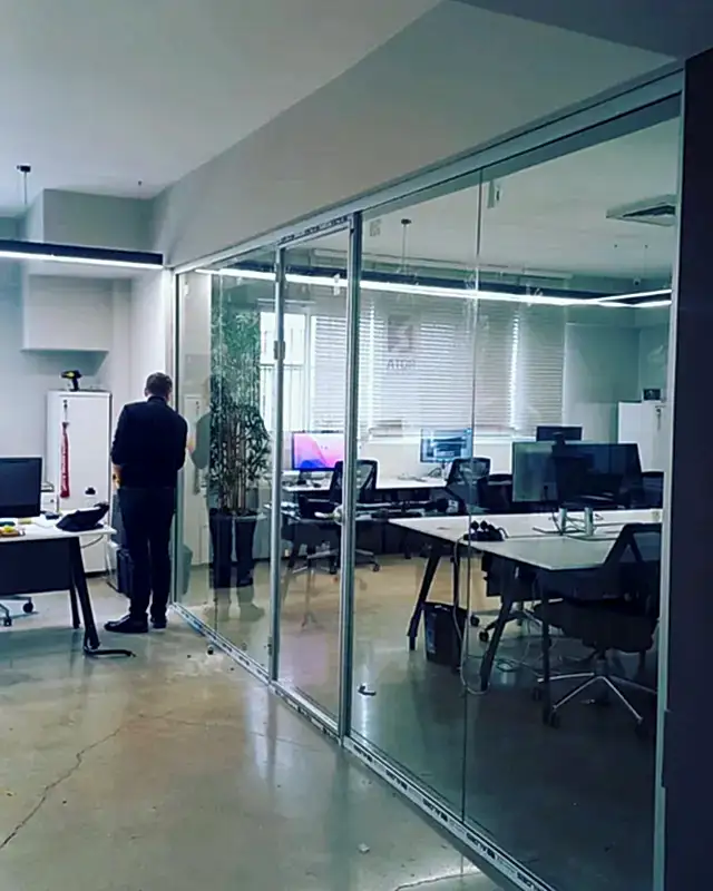 Proline Sistem Hoppe Kapılı Cam Bölme