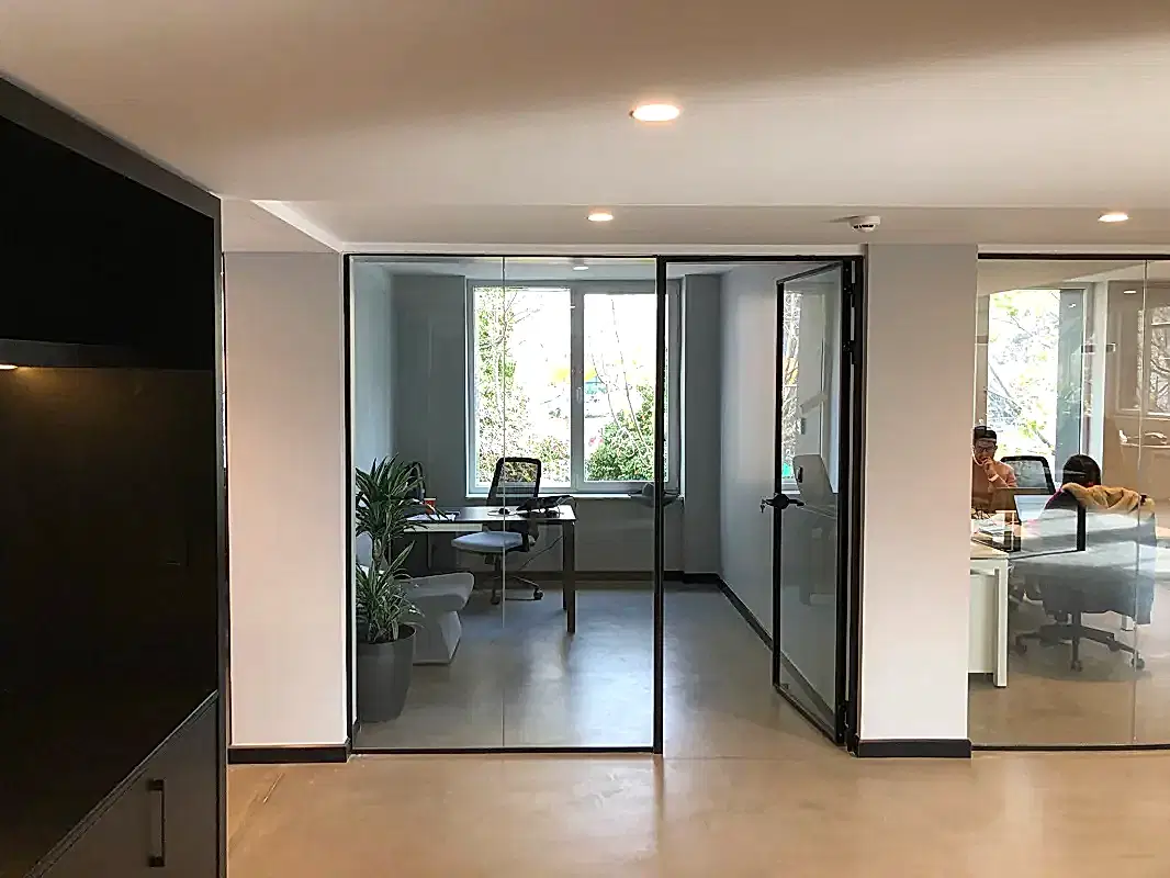 Ekoline Sistem Hoppe Kapılı Cam Bölme
