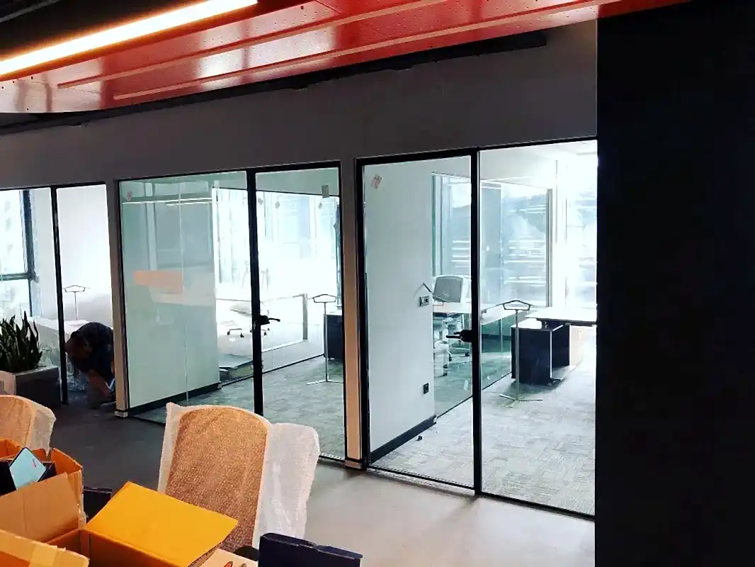 Ekoline Sistem Hoppe Kapılı Cam Bölme