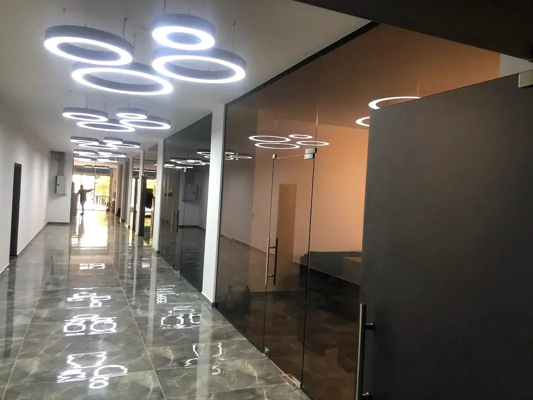 Hidrolik Cam Kapılı Ofis Bölme