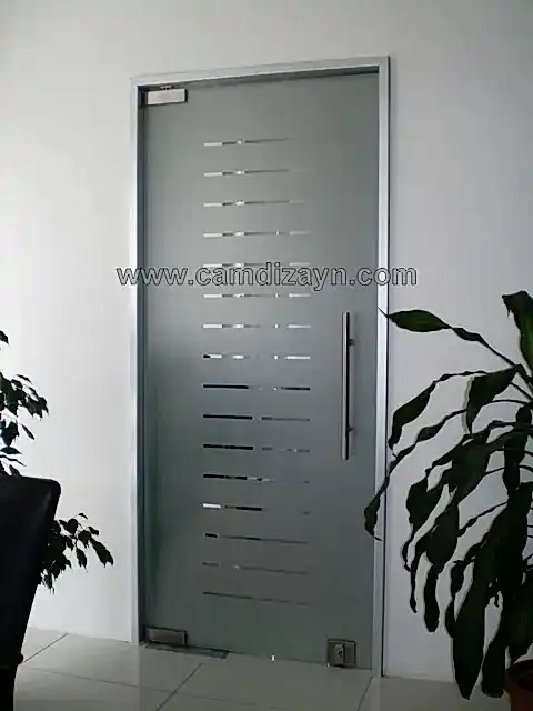 Hidrolikli Cam Kapı Sistemleri – Modern Geçiş ve Kapatma Çözümleri