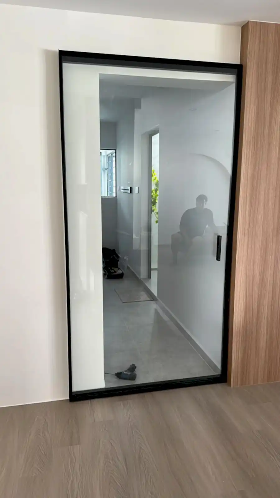 Hayalet Cam Kapı