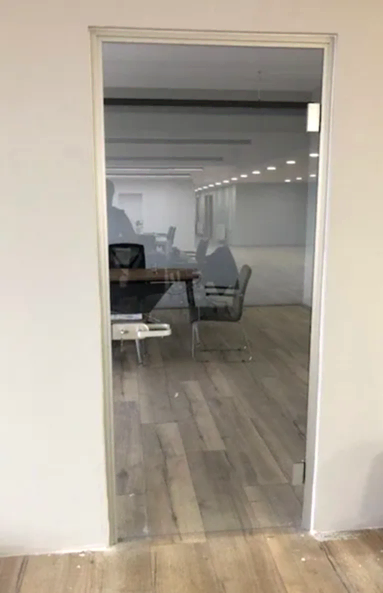 Rondo Dar Kasalı Cam Kapı